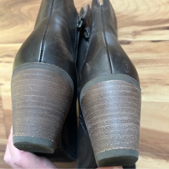 EUC Frye leather Megan boots size 7.5 - Picture 5 of 8